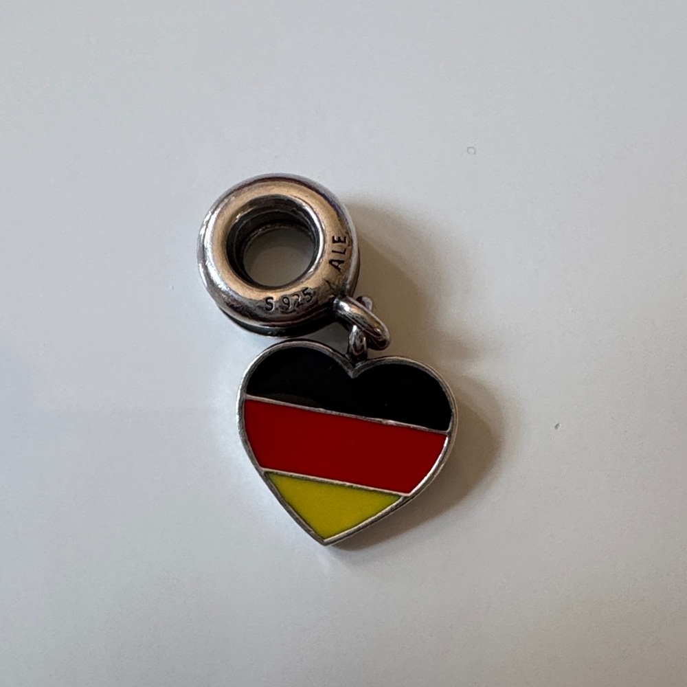 Pandora Heart Charm Pendant with German Flag Colors ale .925